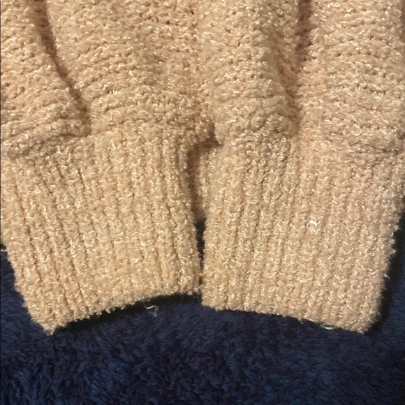 Cozy Beige Women's Sweater - Picture 4 of 8